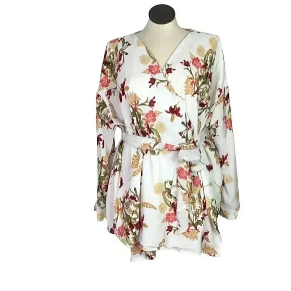 Pretty Little Thing Womens XL Floral Tie Waist Top White Multi 3/4 Sleeve NEW - Picture 1 of 7